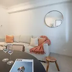 Palace, Gelijkvloersappartement アパート *